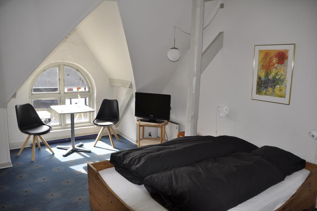 Lundsgaard Bed & Breakfast Фоборг Экстерьер фото