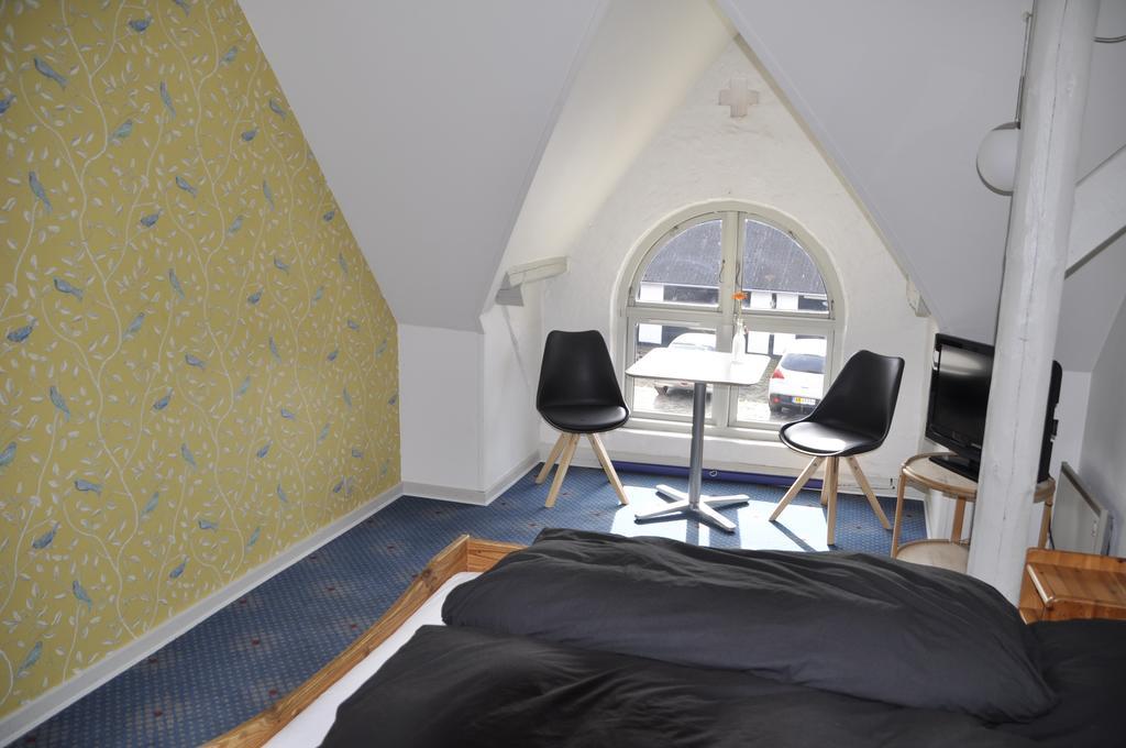 Lundsgaard Bed & Breakfast Фоборг Экстерьер фото